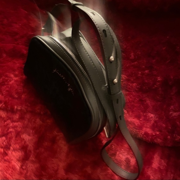 Bag - Picture 2 of 5